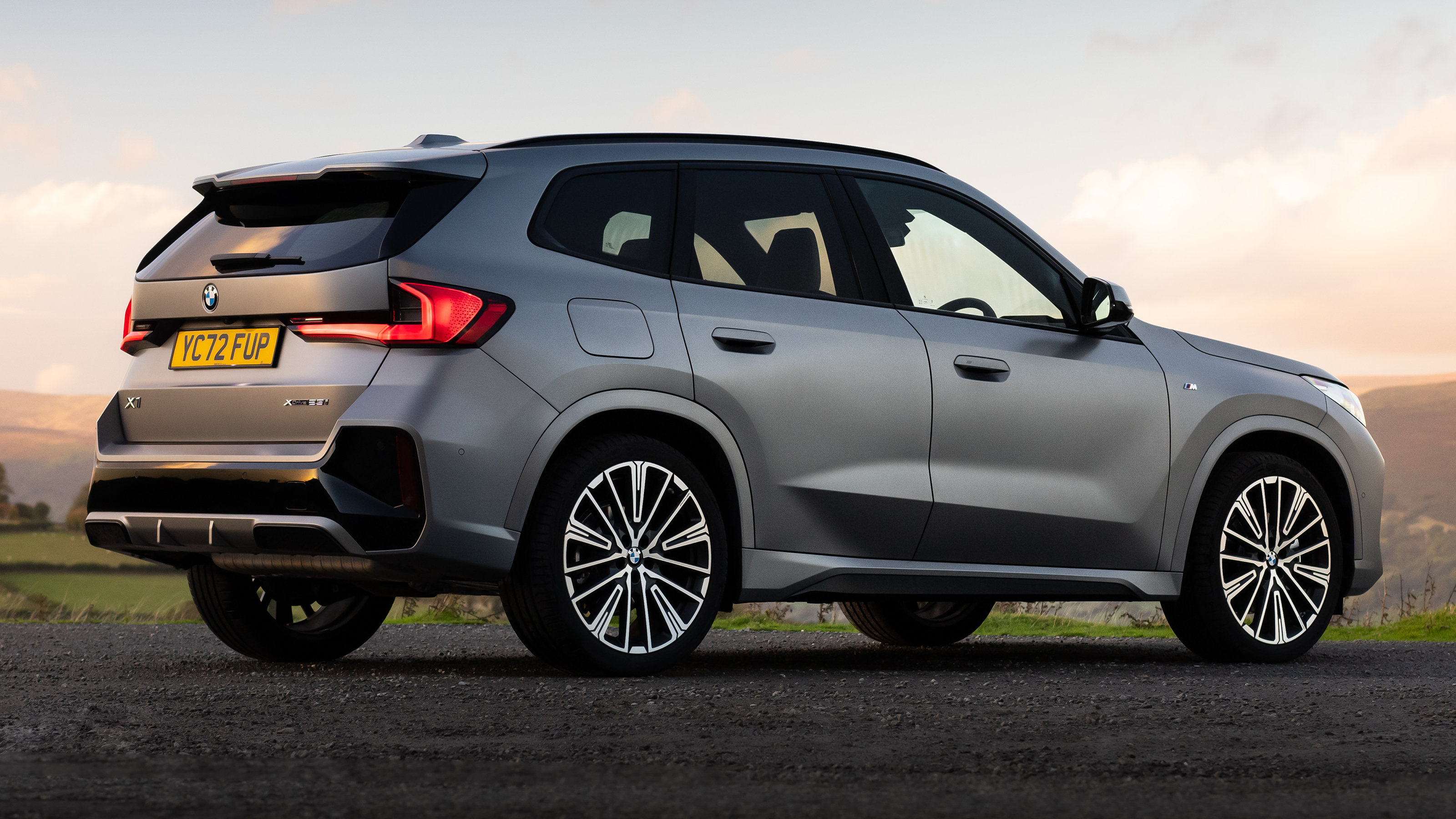 BMW X1 xDrive23i M Sport - rear static