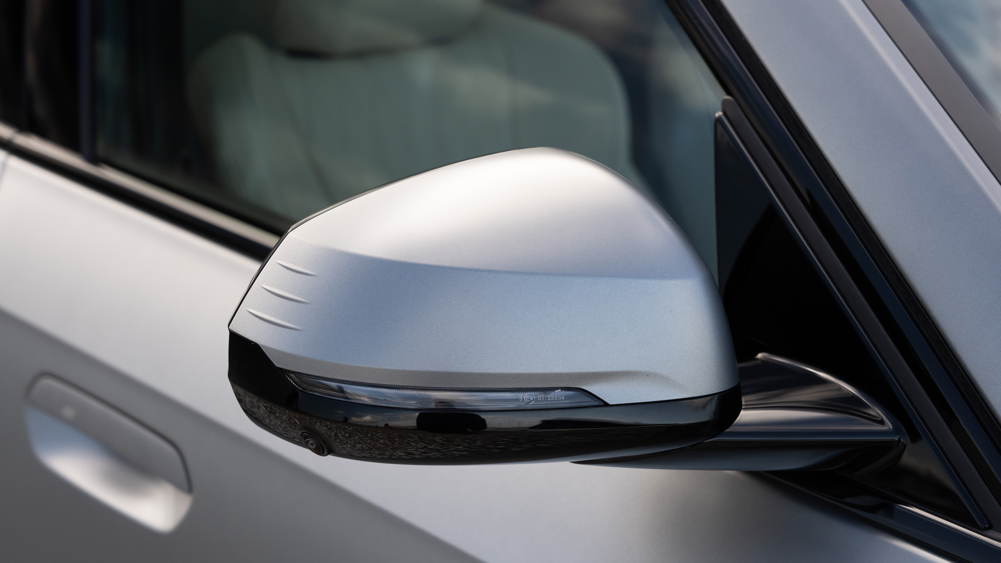 BMW X1 xDrive23i M Sport - door mirror