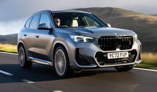 BMW X1 xDrive23i M Sport - front tracking