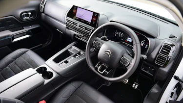 Citroen C5 Aircross - interior (driver's door view)