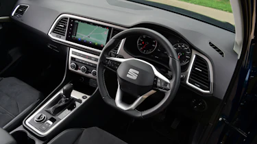 SEAT Ateca - interior (driver's door view)