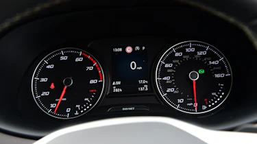 SEAT Ateca - dash screen