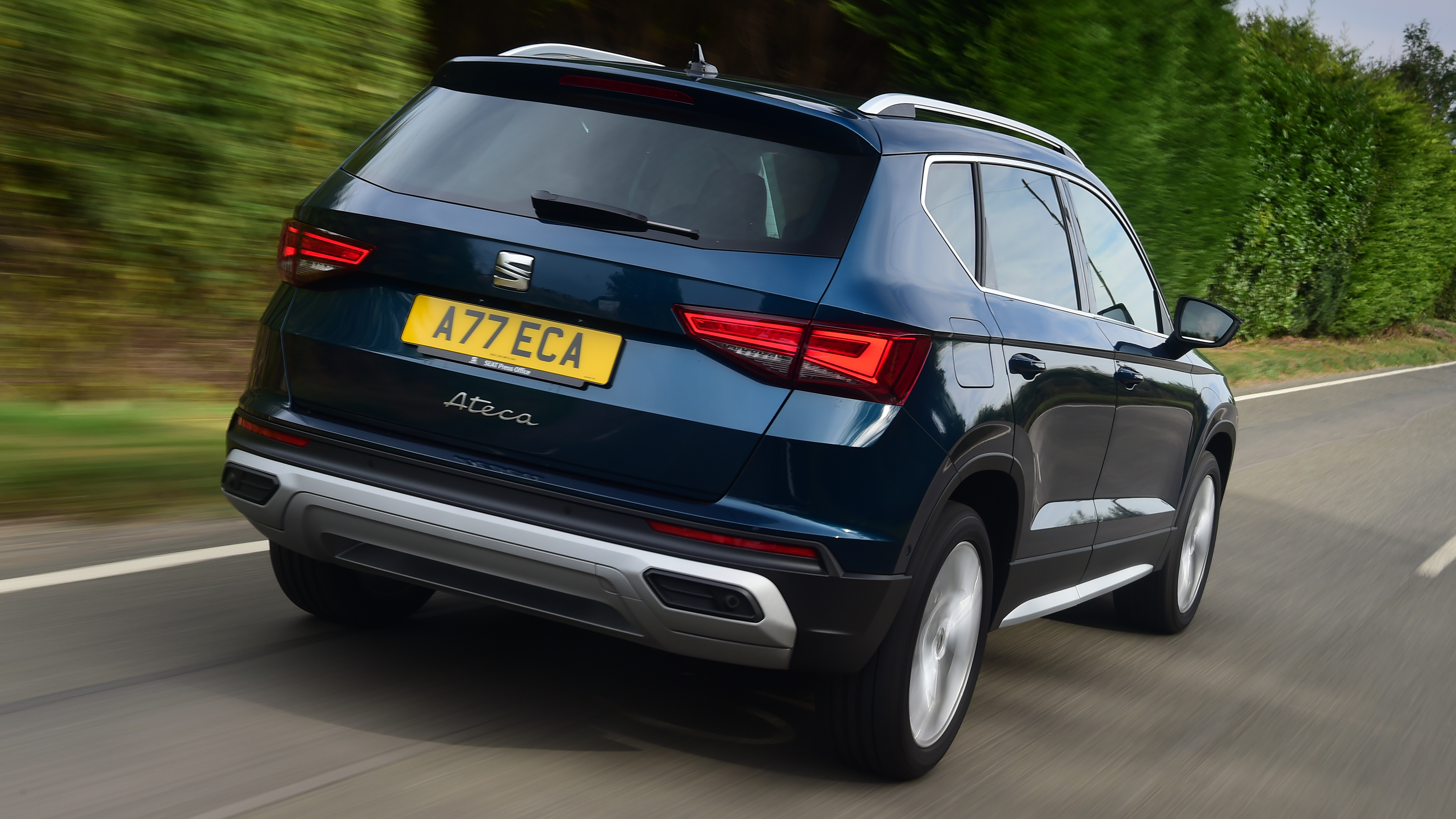 SEAT Ateca - rear tracking