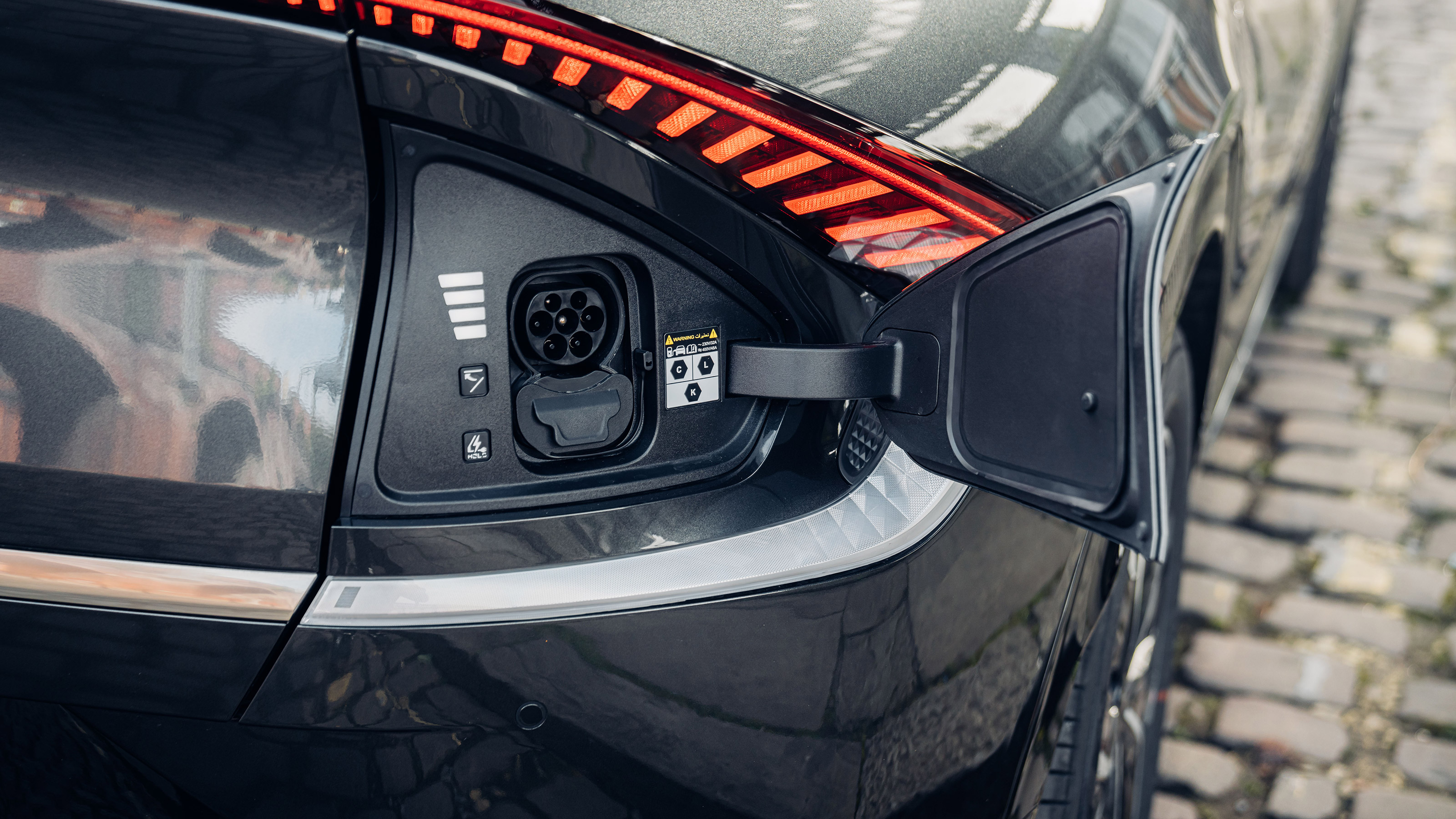Kia EV6 Air - charging port