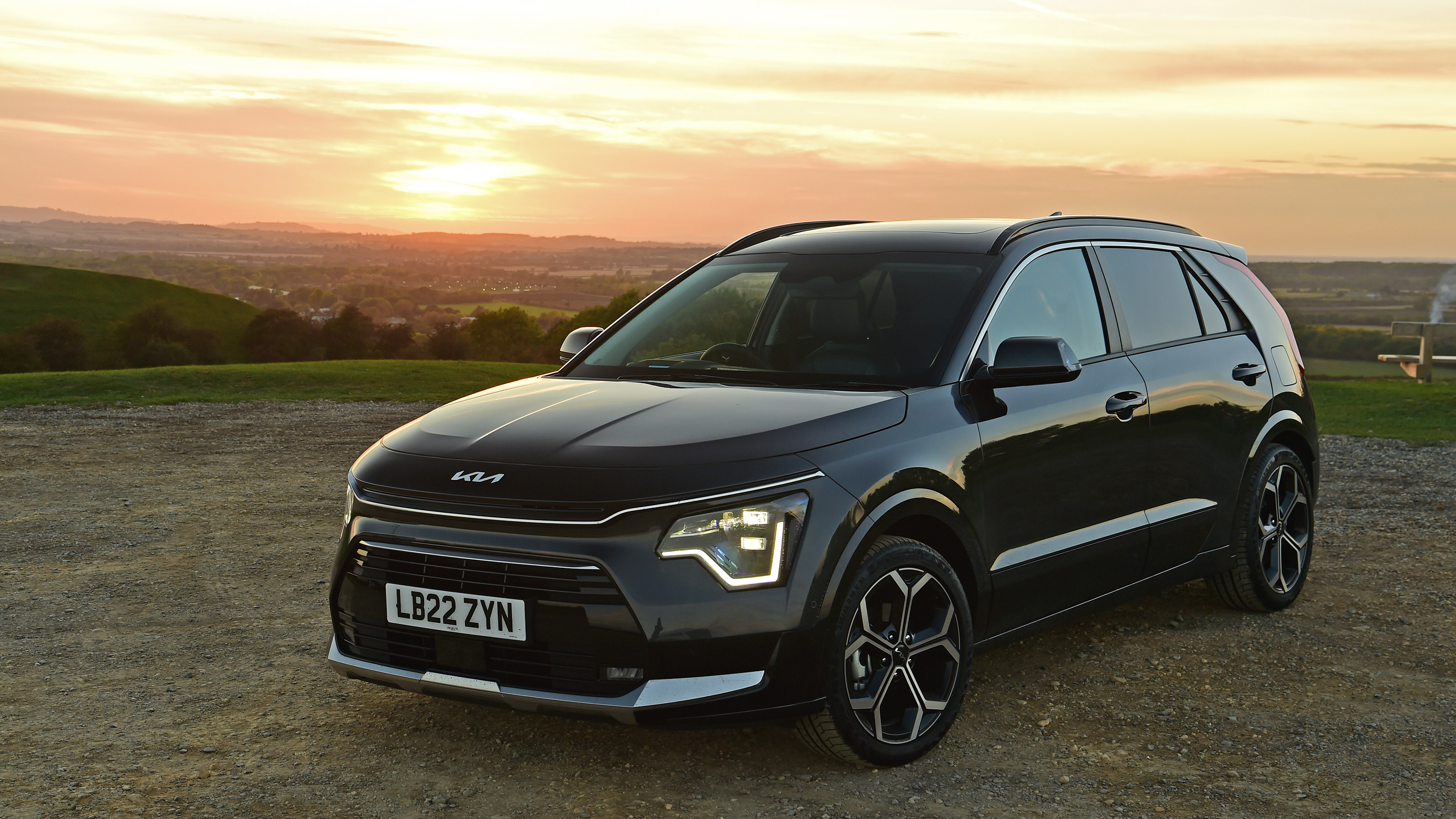 Kia Niro HEV long termer - first report front static