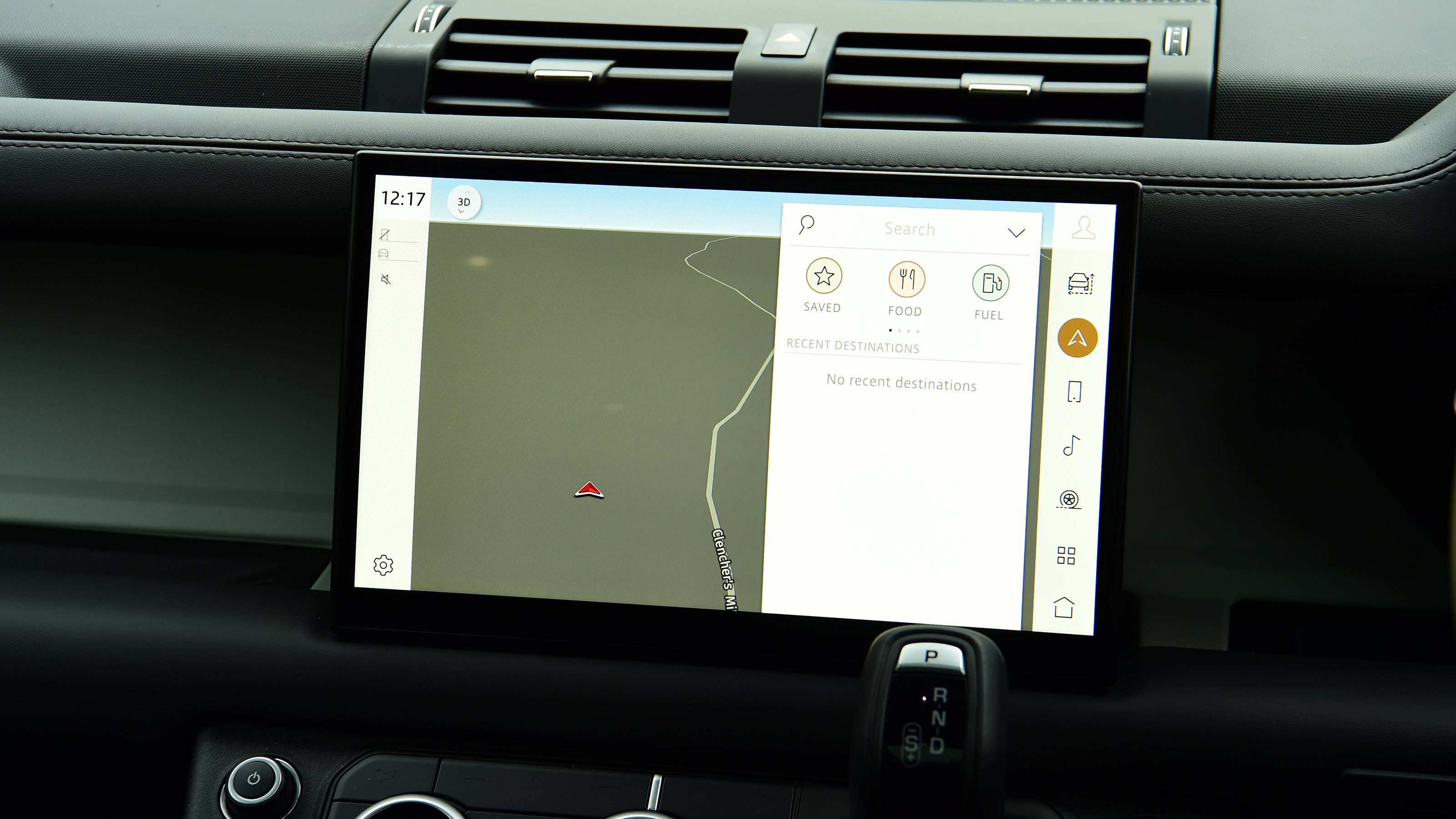 Land Rover Defender 130 - screen