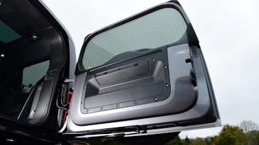 Land Rover Defender 130 - rear door