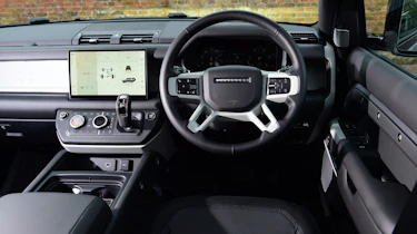 Land Rover Defender 130 - dash