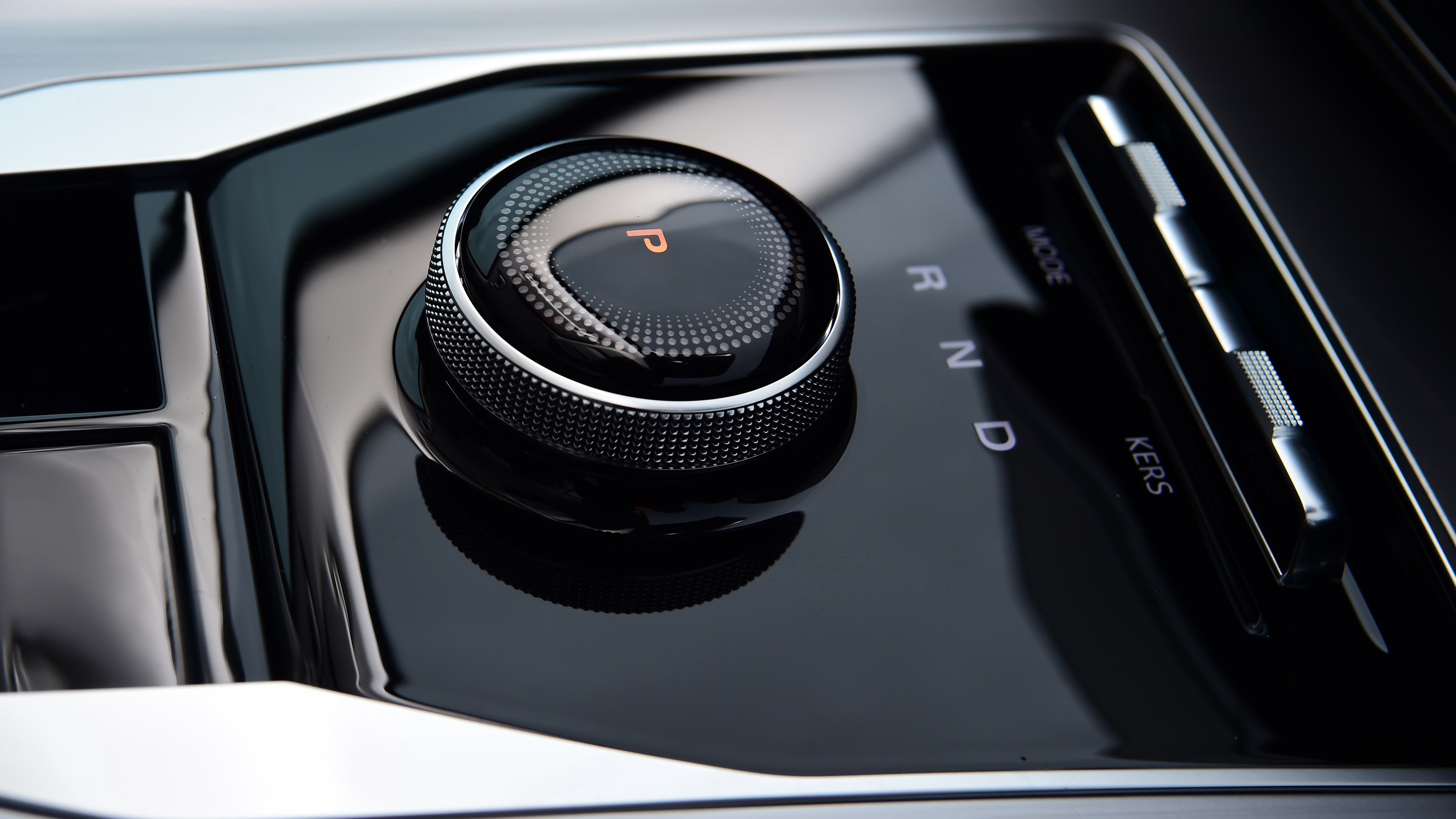 MG5 EV - interior detail
