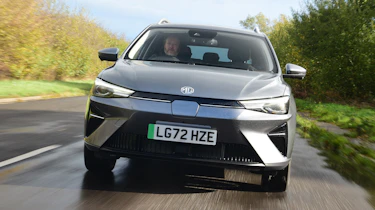 MG5 EV - full front