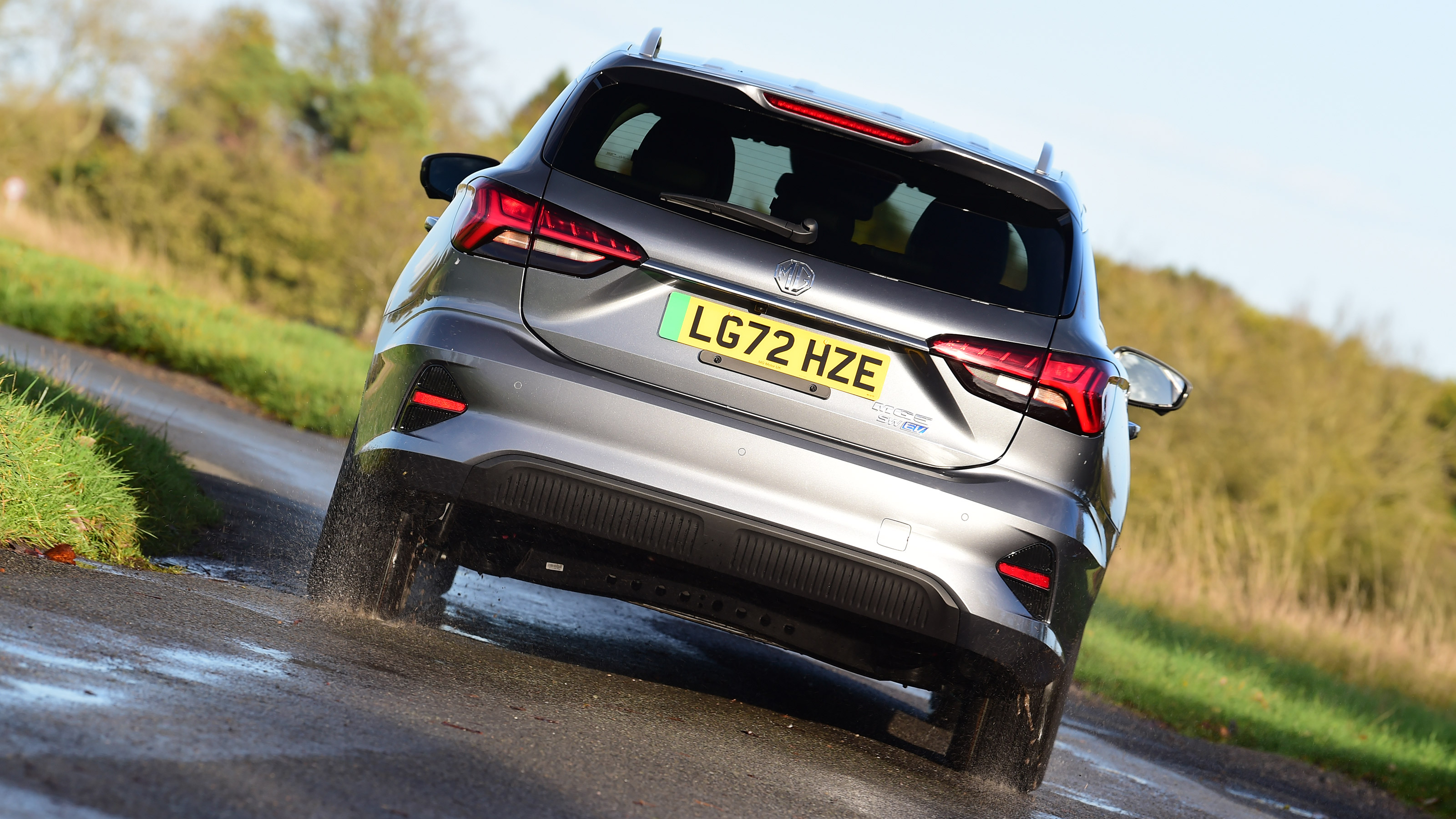 MG5 EV - rear cornering