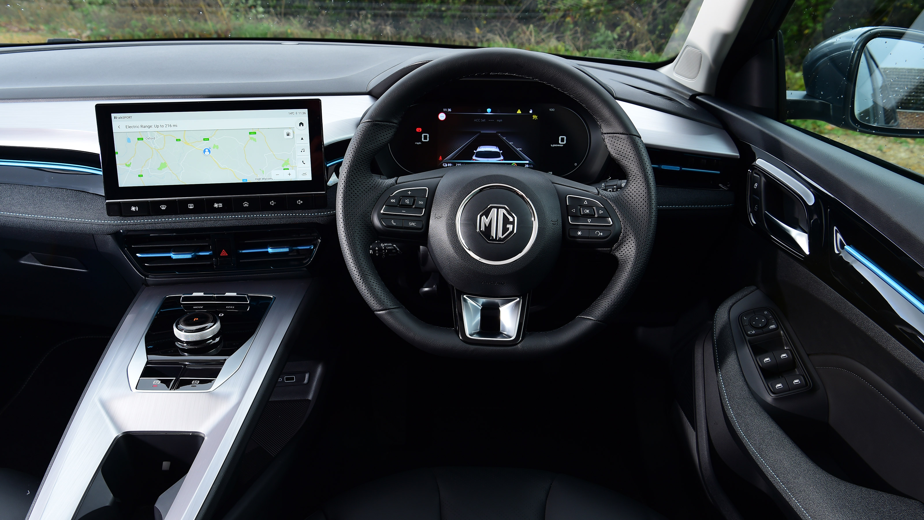 MG5 EV - dash
