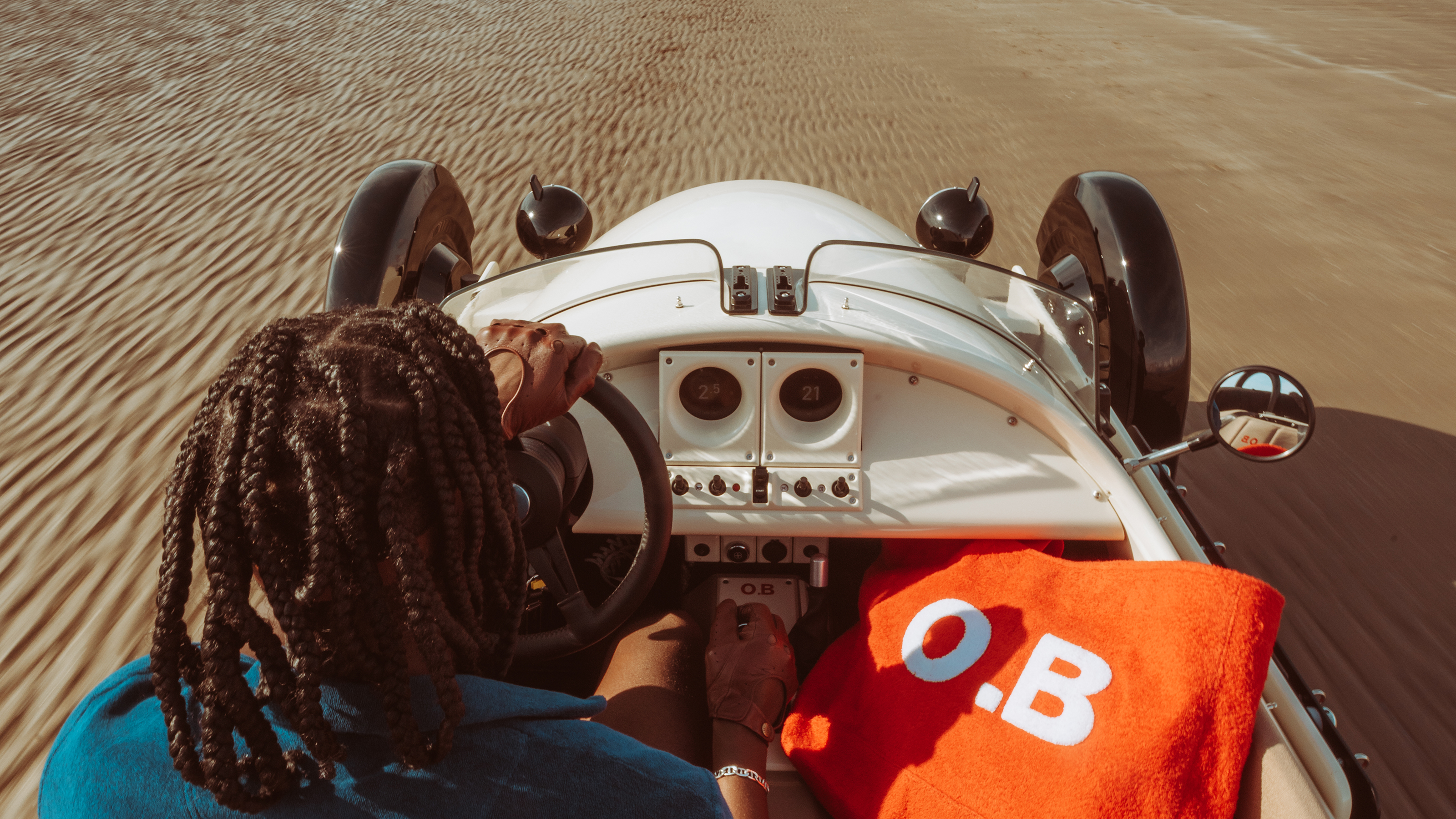 OB x Morgan Super 3 - over shoudler driving