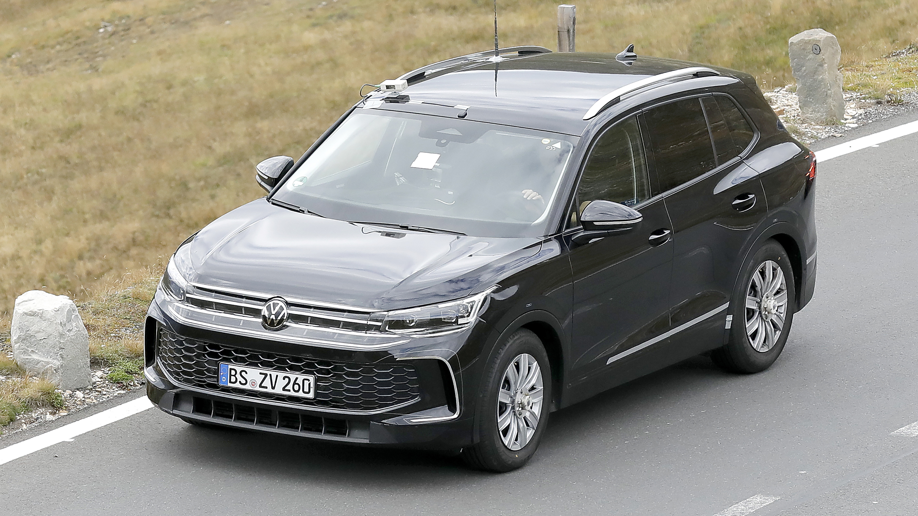 Volkswagen Tiguan SUV 
