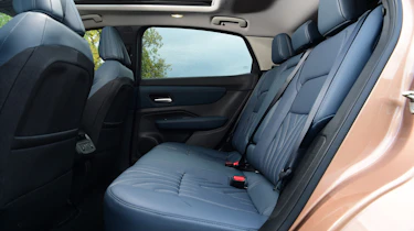 Nissan Ariya e-4ORCE - rear seats