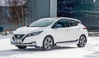Nissan Leaf snow
