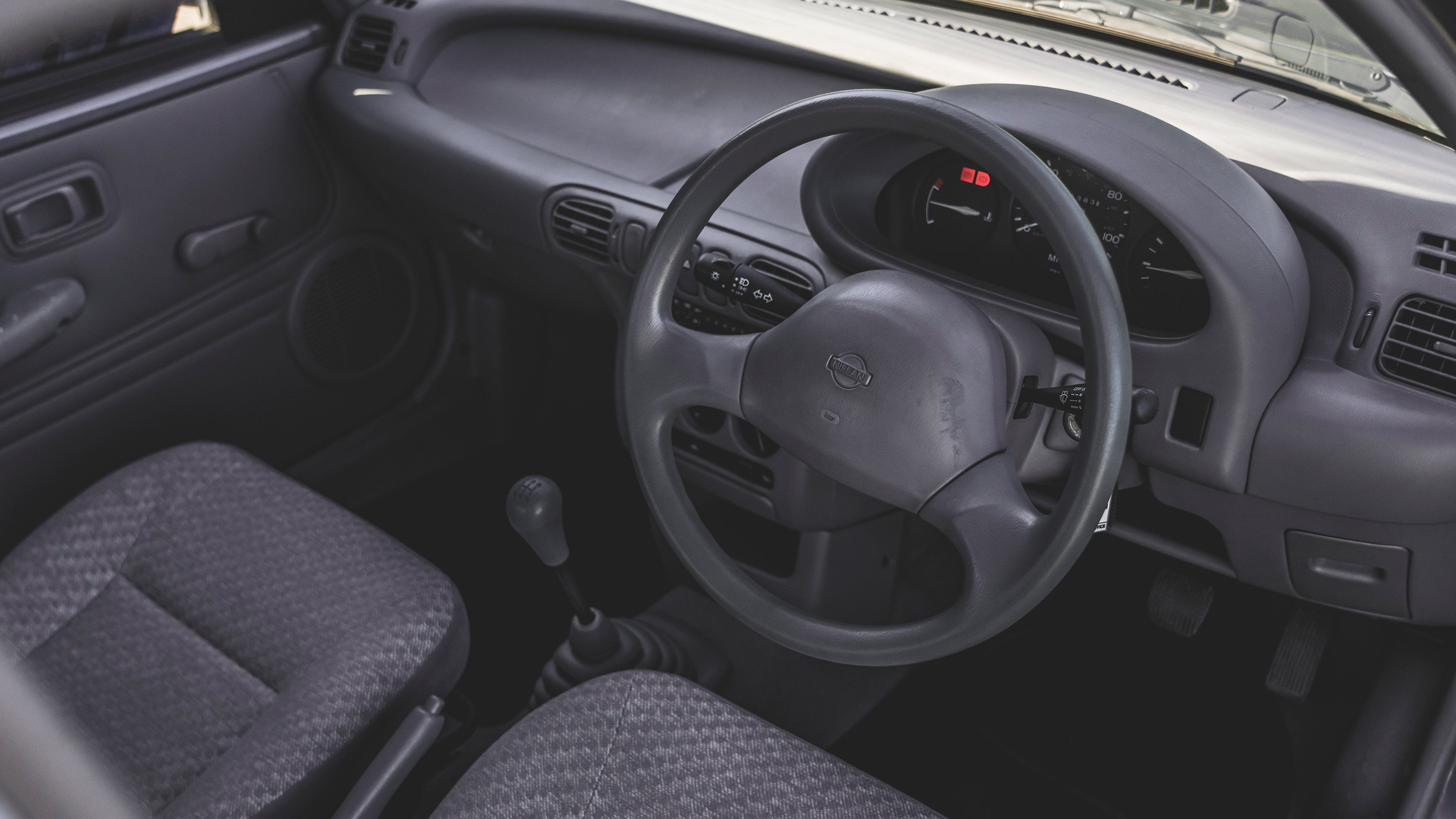 Nissan Micra Mk2 icon - cabin