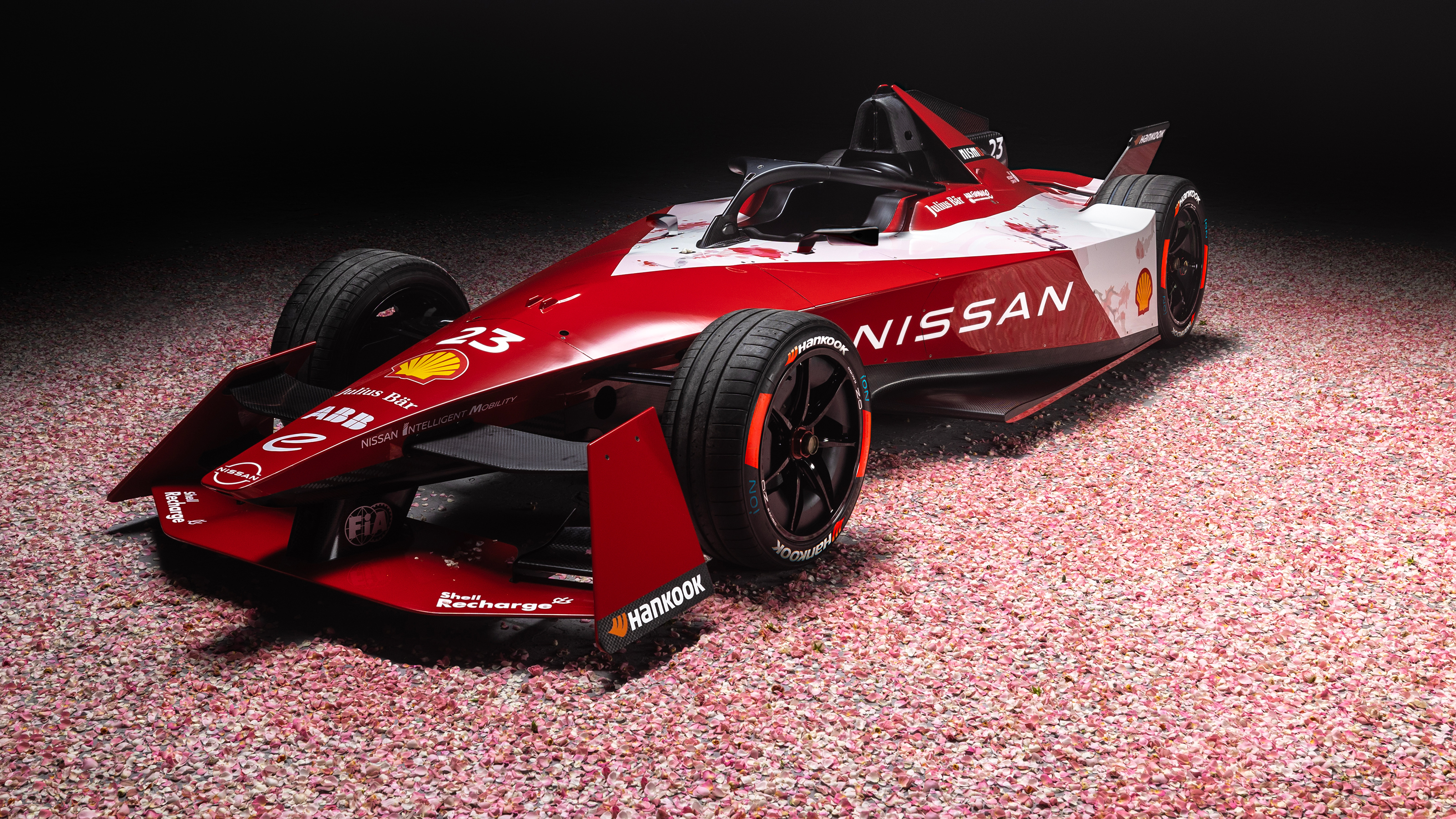 Nissan e-4ORCE 04 Formula E car 