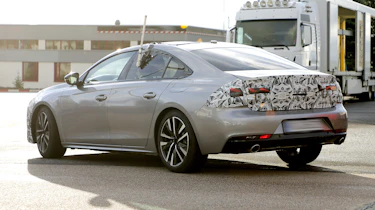 Peugeot 508 facelift - spyshot 6