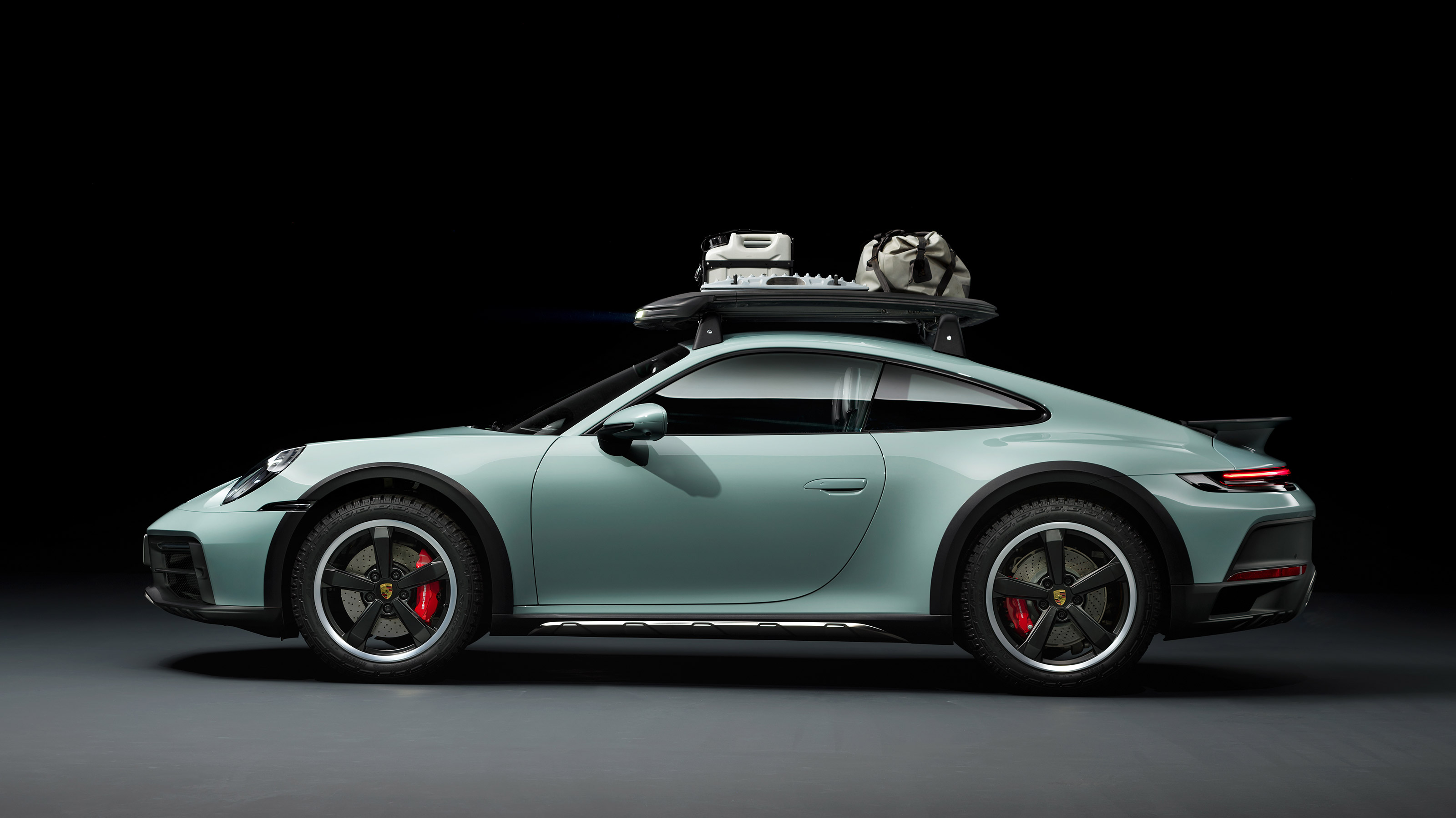 Porsche 911 Dakar - side