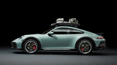 Porsche 911 Dakar - side