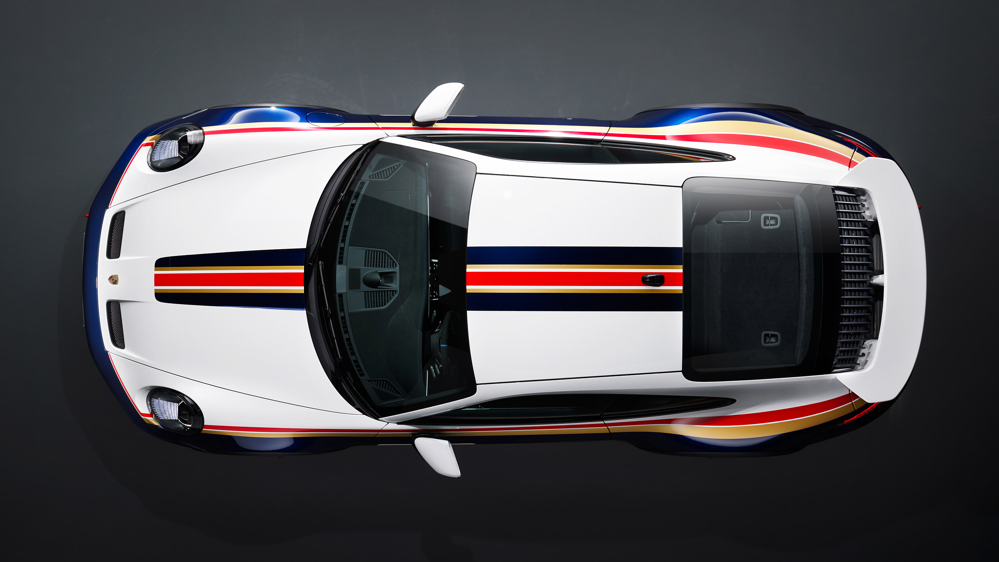 Porsche 911 Dakar - above