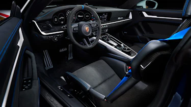 Porsche 911 Dakar - dash