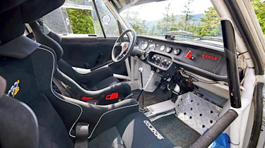 Skoda 130 RS - interior