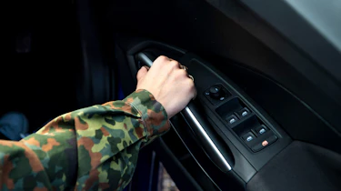 Skoda Fabia long termer third report - door handle