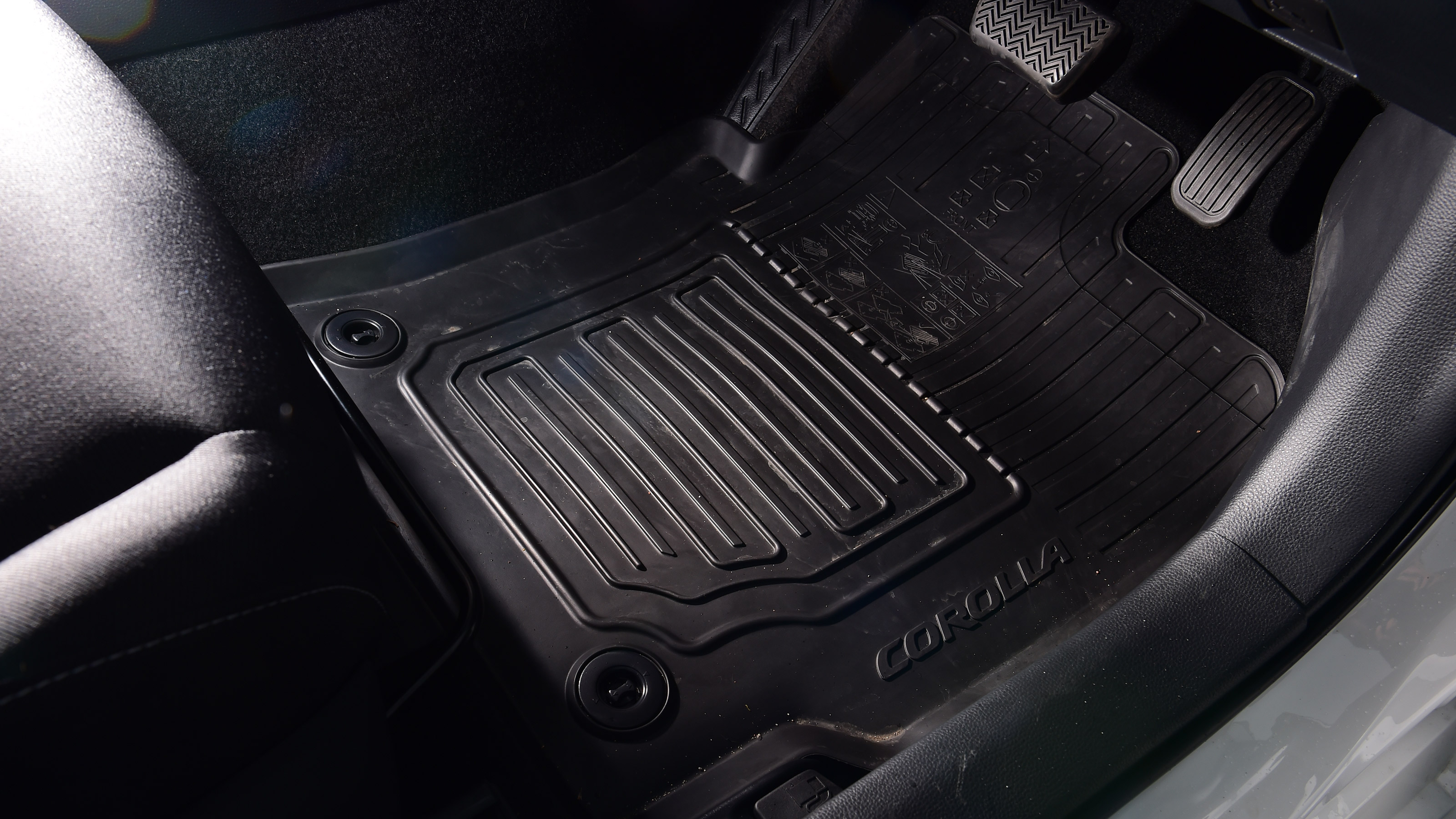 Toyota Corolla Commercial long termer - floormat