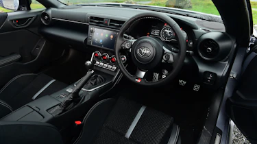 Toyota GR86 - interior