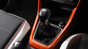 Used Volkswagen T-Cross - transmission