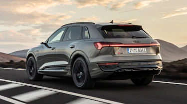 Audi Q8 e-tron - rear action