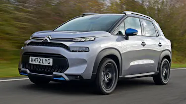 Citroen C3 Aircross Rip Curl - front tracking