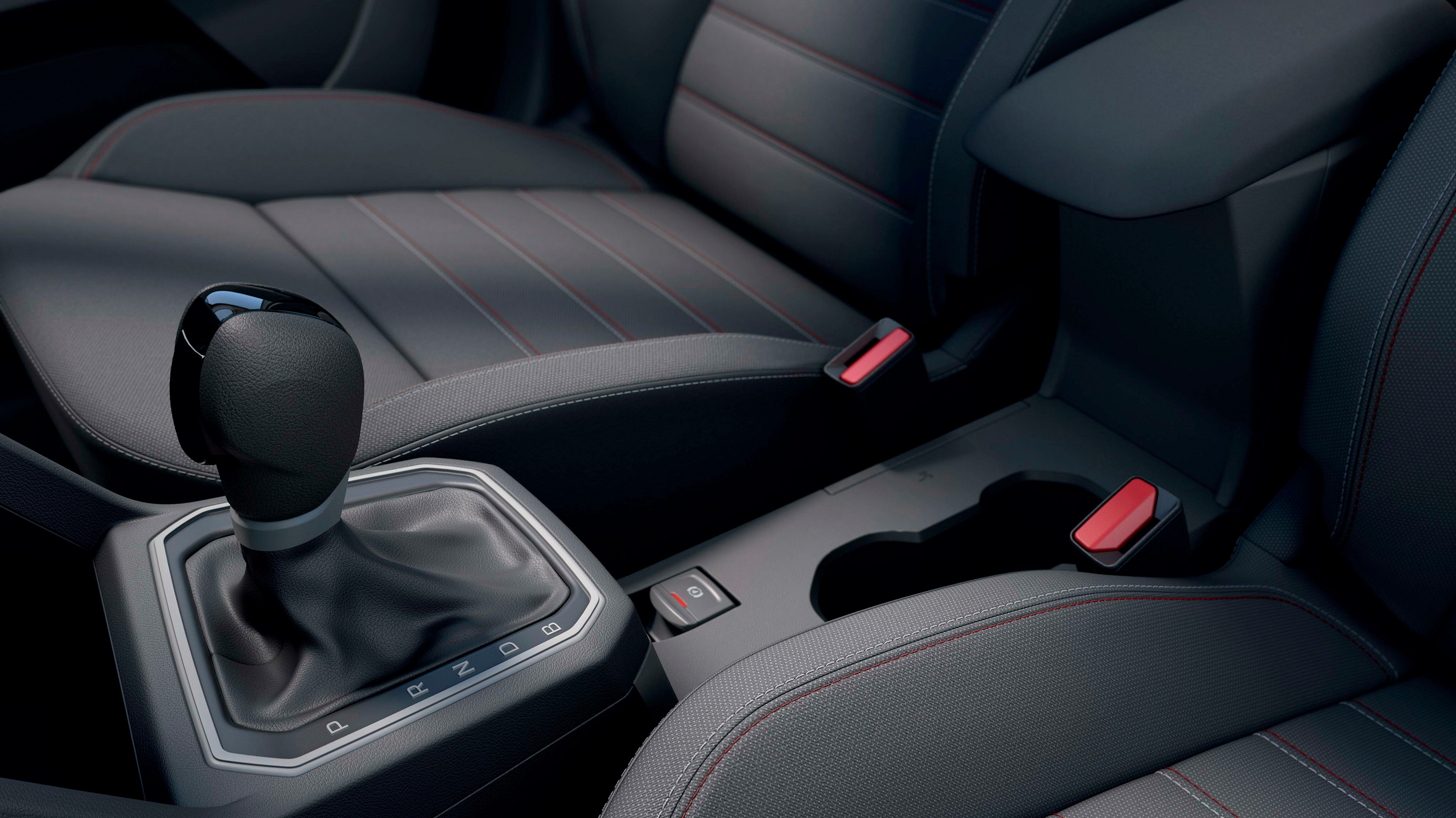 Dacia Jogger Hybrid 140 - gear lever