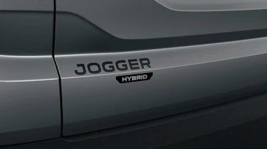 Dacia Jogger Hybrid 140 - badge