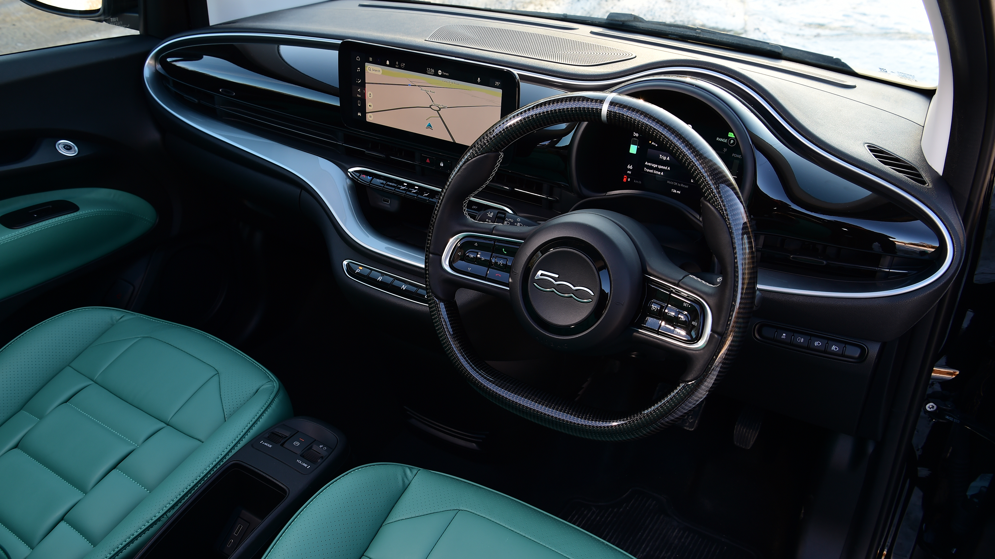 Fiat 500e Designio by Project Kahn - interior