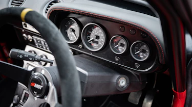 Ford Escort MST red-rocket - dials