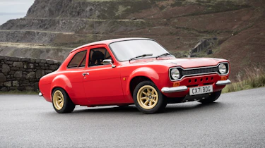 Ford Escort MST red-rocket - front static