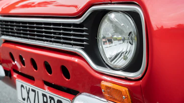 Ford Escort MST red-rocket - headlight