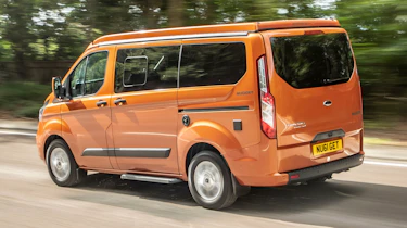 Ford Transit Custom Nugget - rear action
