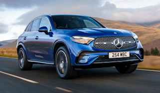 Mercedes GLC 300 e - front tracking