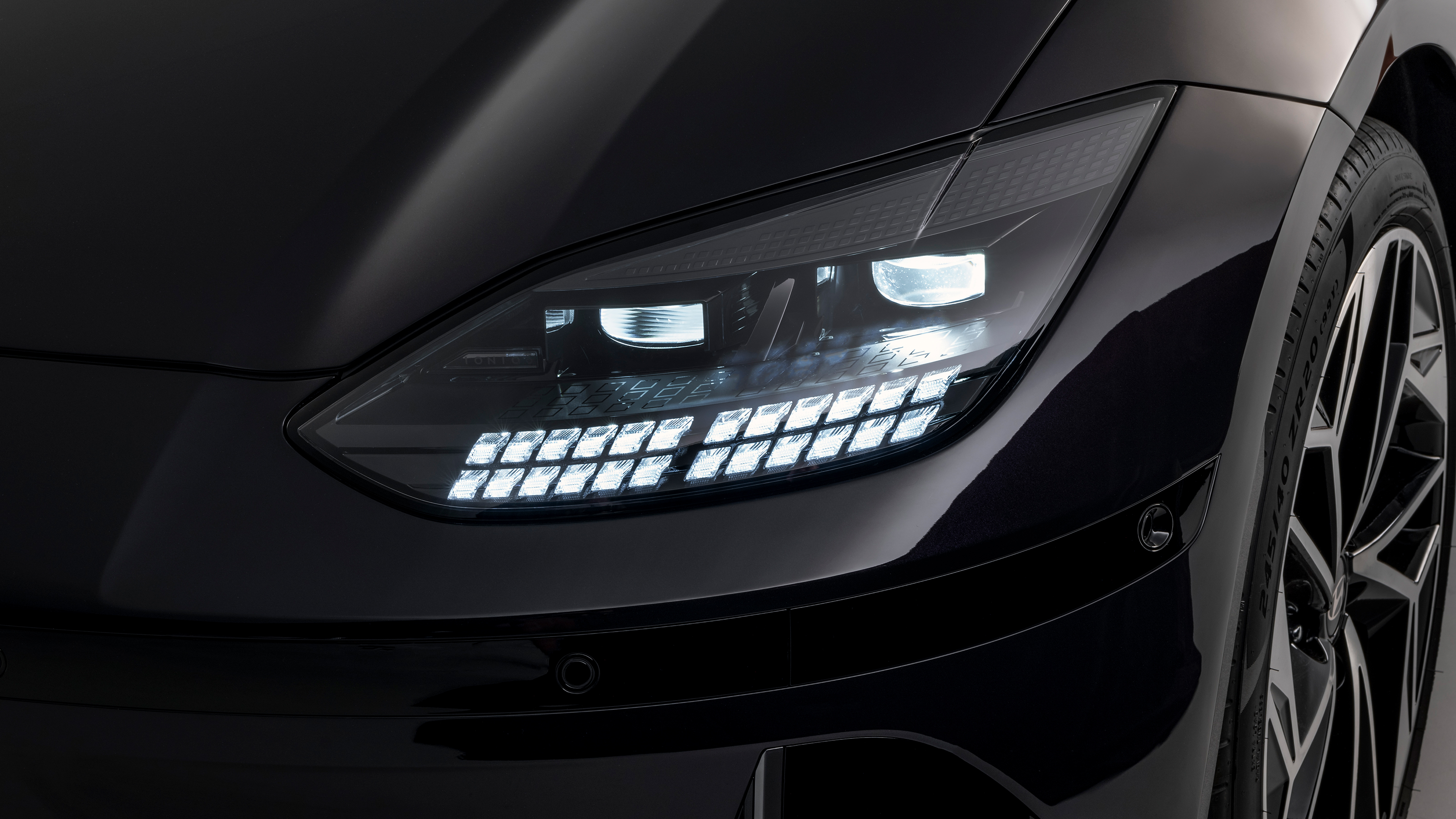 Hyundai Ioniq 6 - headlight
