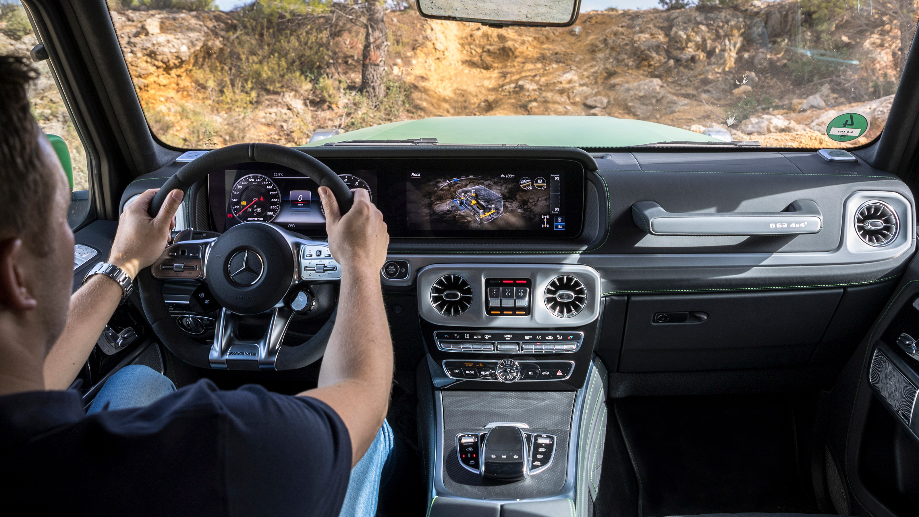 Mercedes-AMG G 63 4x4x2 - interior