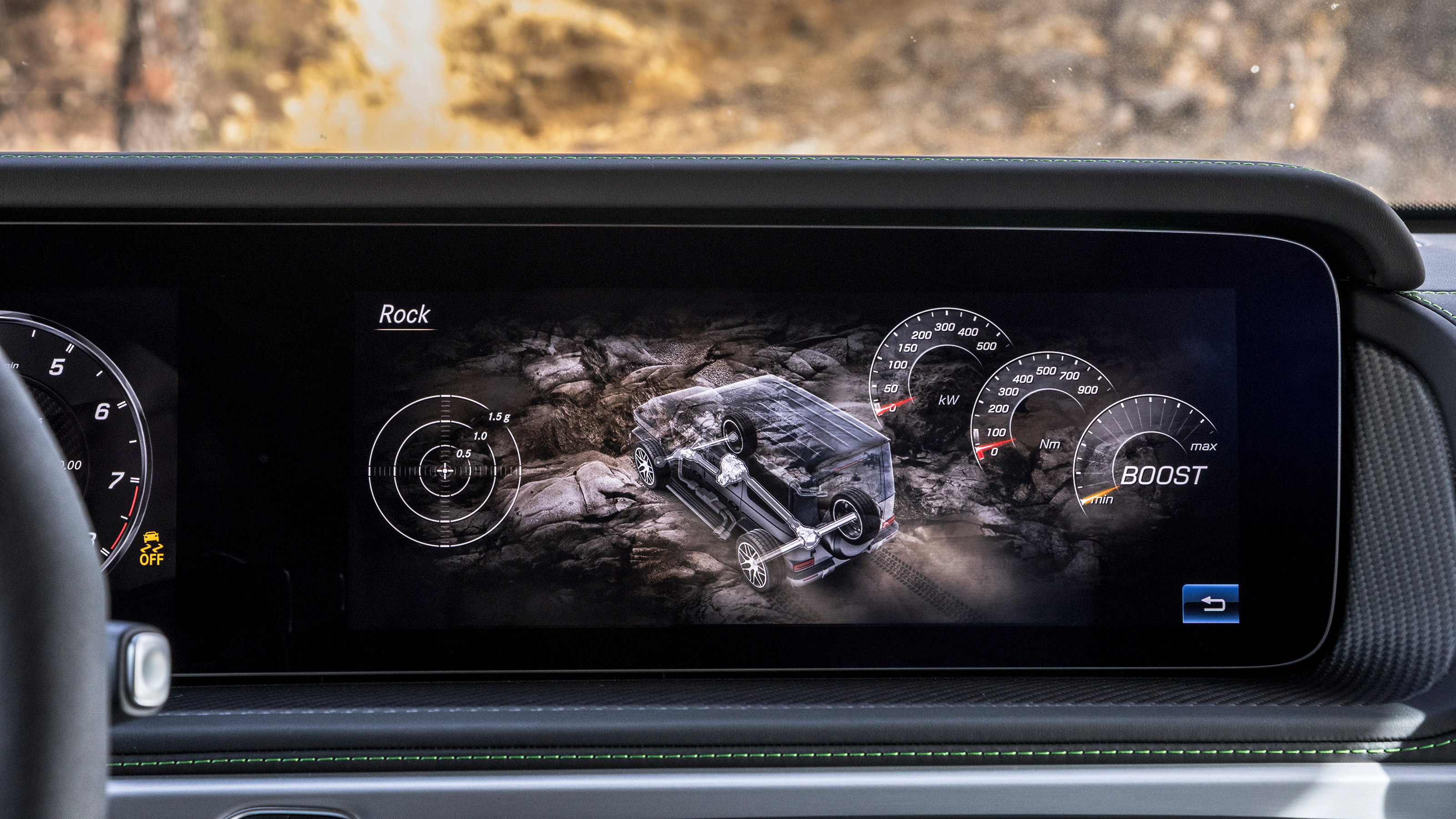 Mercedes-AMG G 63 4x4x2 - screen