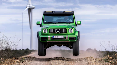 Mercedes-AMG G 63 4x4x2 - jump