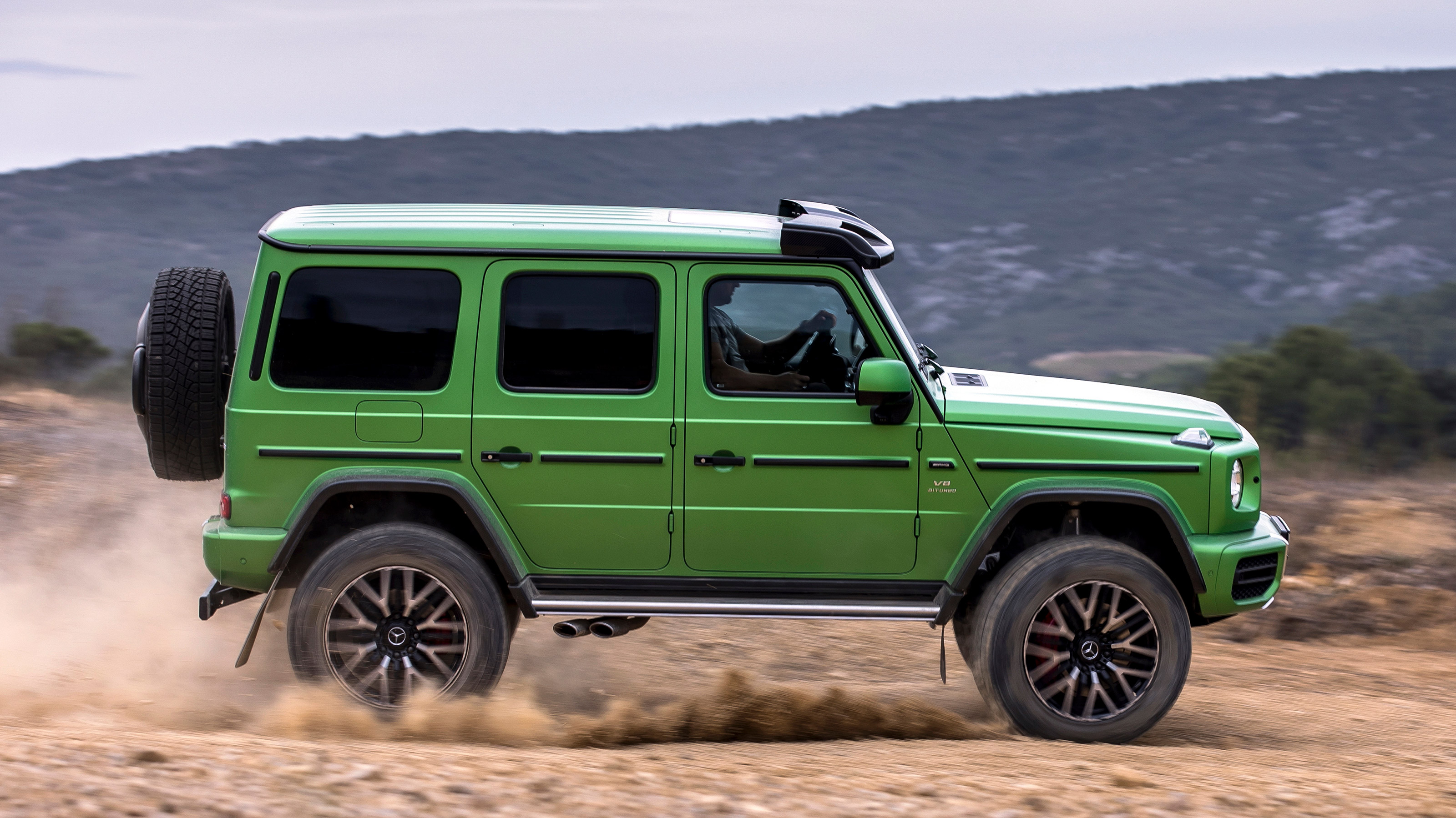 Mercedes-AMG G 63 4x4x2 - side