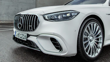 Mercedes-AMG S 63 E-Performance - grille