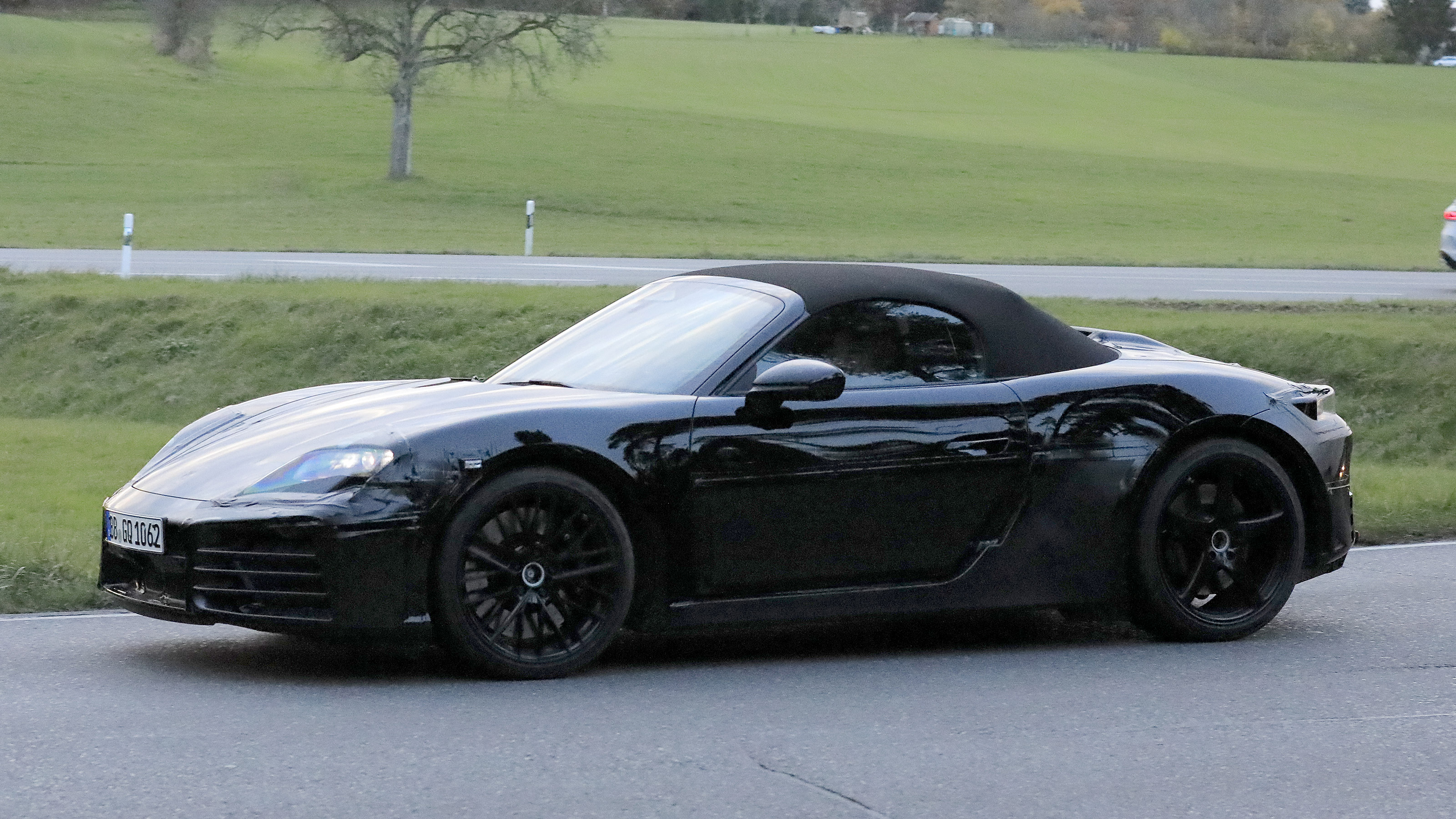 Porsche Boxster Electric spyshot 3