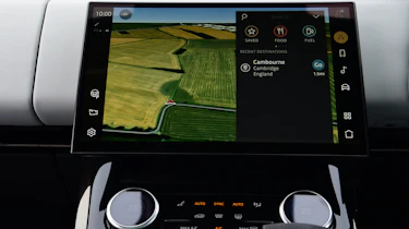 Range Rover Sport - infotainment screen